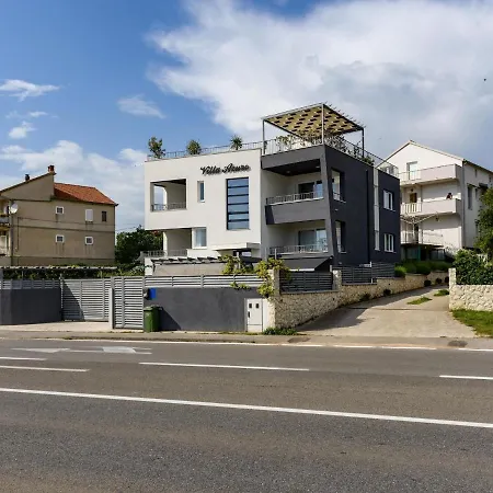 Villa Modern In With Swimming Pool *